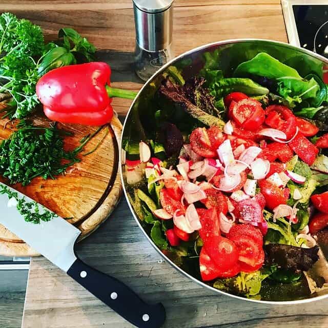 rester mince pendant l’été - crudités - LMP Santé