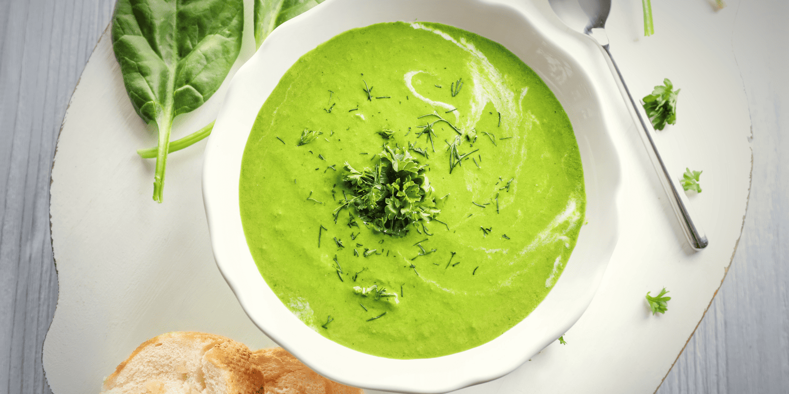Visuel d'une soupe détox Velouté d'épinards au soja par LMP Santé LMP Santé